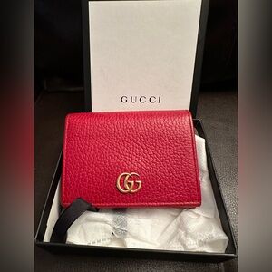 Authentic Gucci MARMONT CARD CASE WALLET